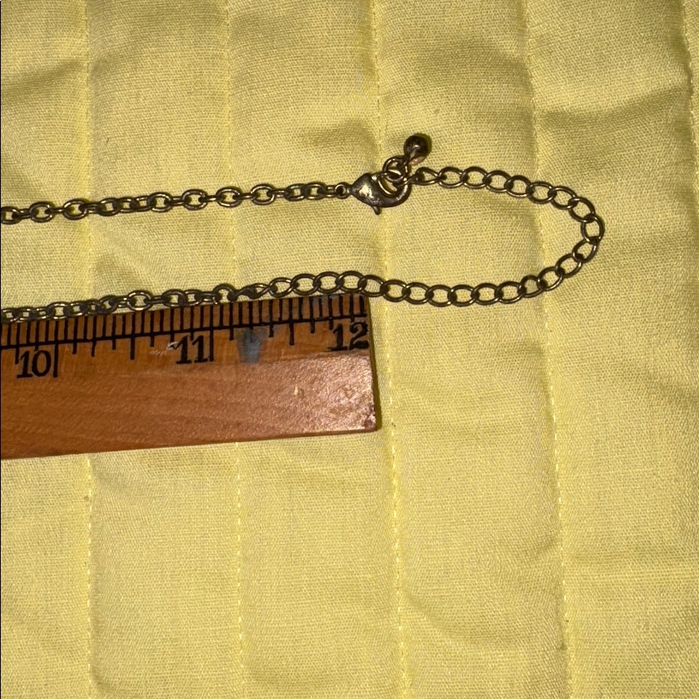 Necklace,  Silvertone w/ clear rhinestones, V shape $20 - Picture 5 of 5